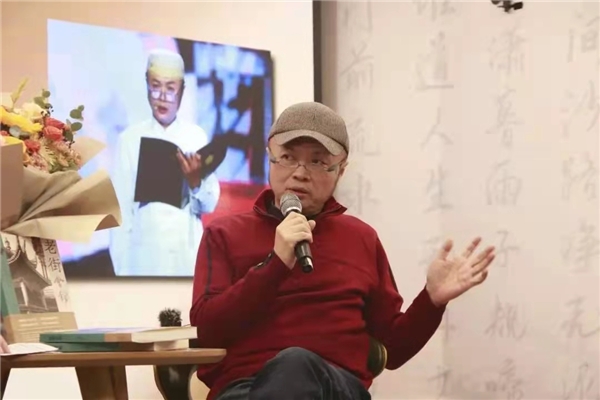 《一代洪商》编剧王少华:30名家丁抬门栓关后门打开了我对洪商巨贾的想象